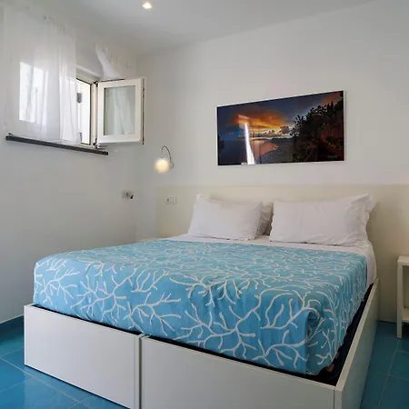 Il Truciolo B&B 아나카프리